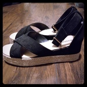 NWOT Just Fab Espadrille